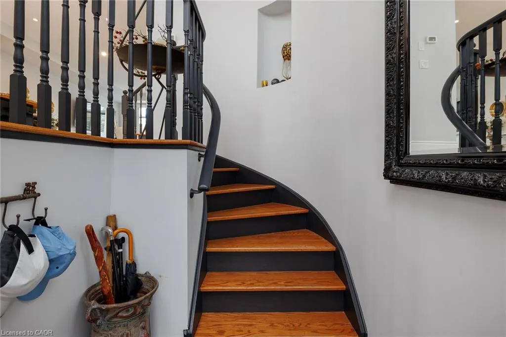 120 Bronte Road #7