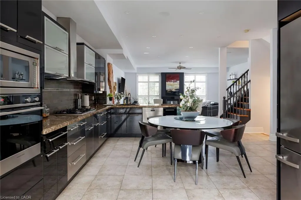 120 Bronte Road #7