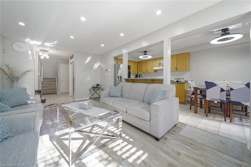800 Paramount Drive #1