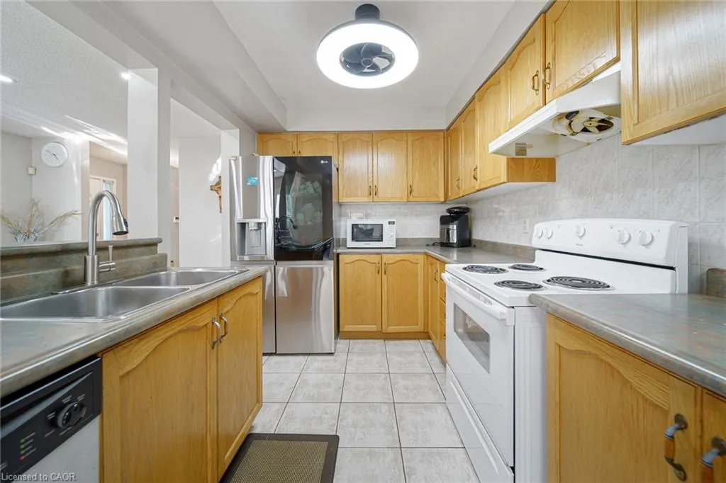 800 Paramount Drive #1