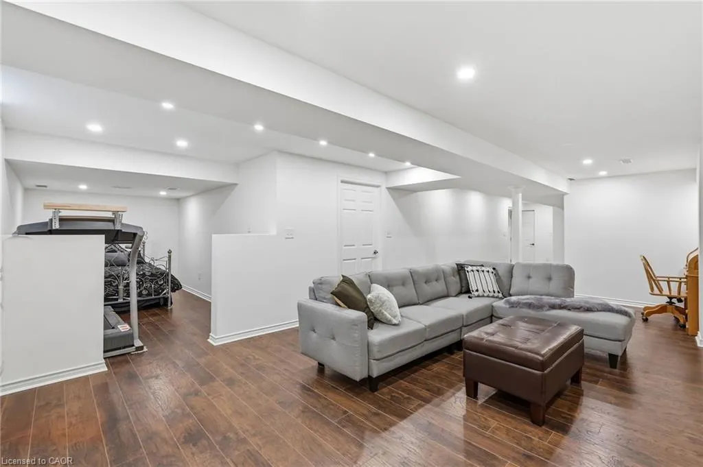 5 Murphy Lane