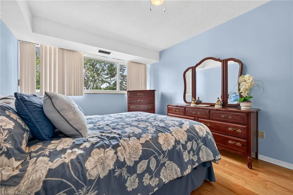 1359 White Oaks Boulevard #205