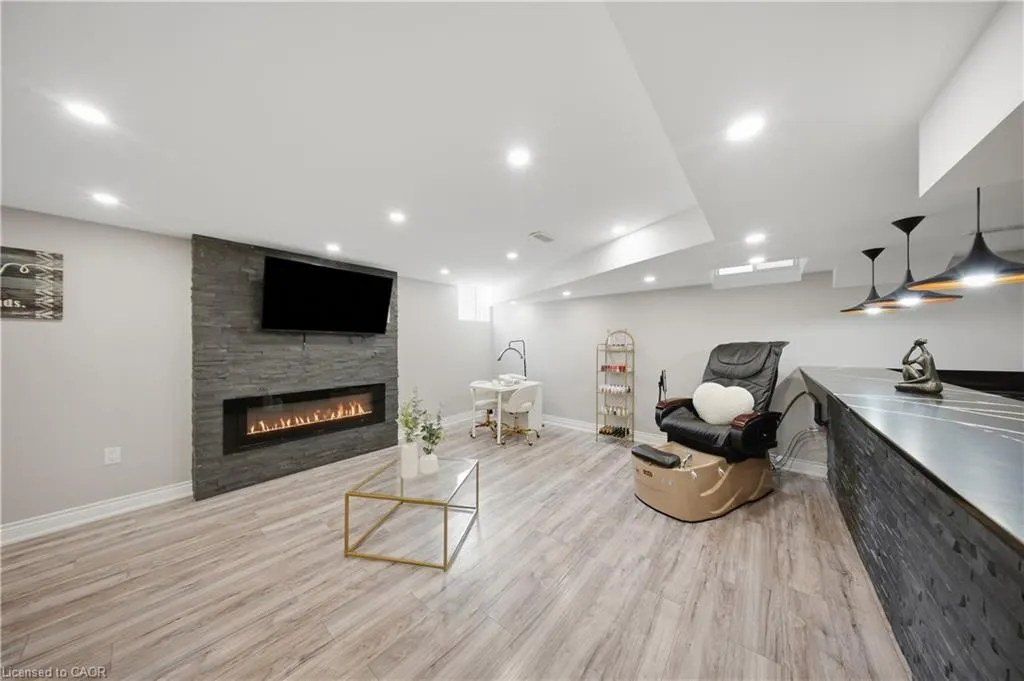 114 Chaumont Drive