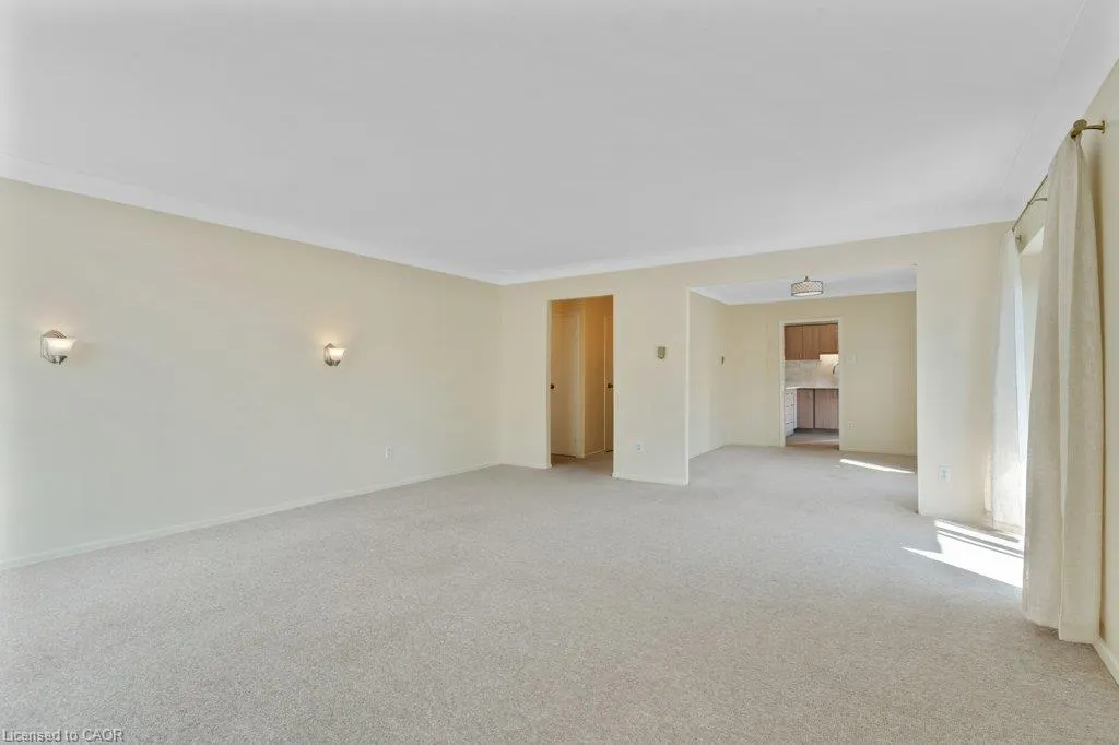 26 Wentworth Avenue #2 S