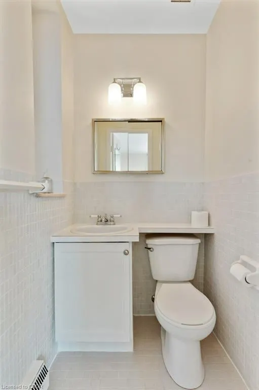 26 Wentworth Avenue #2 S