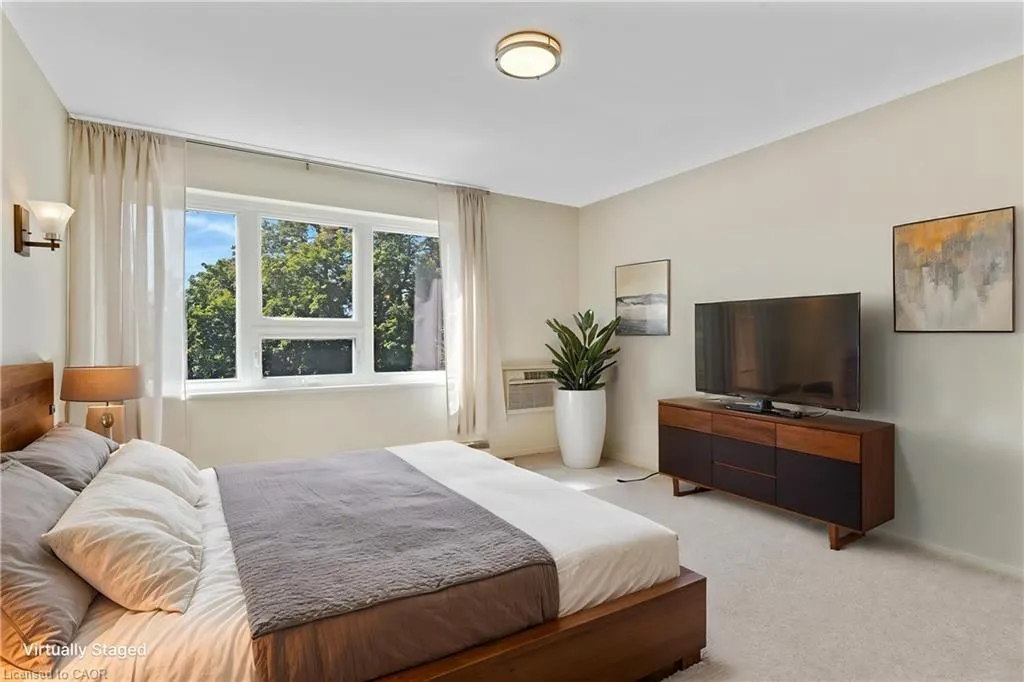 26 Wentworth Avenue #2 S
