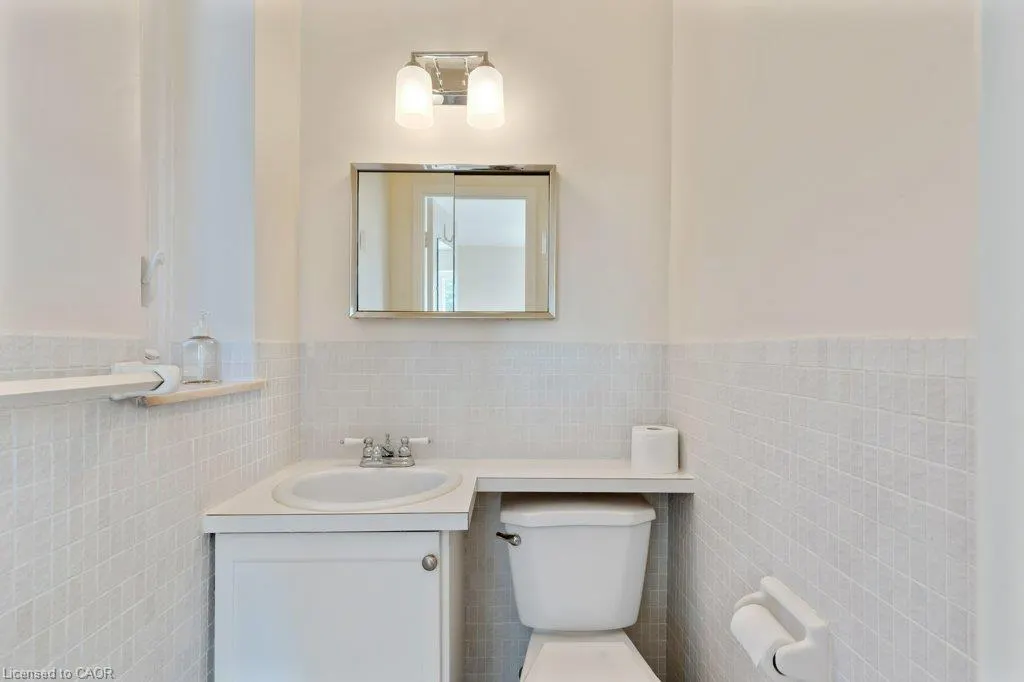 26 Wentworth Avenue #2 S