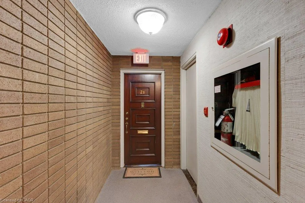 26 Wentworth Avenue #2 S