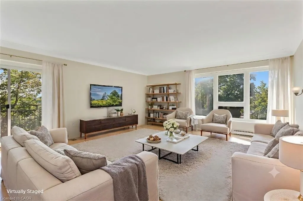 26 Wentworth Avenue #2 S