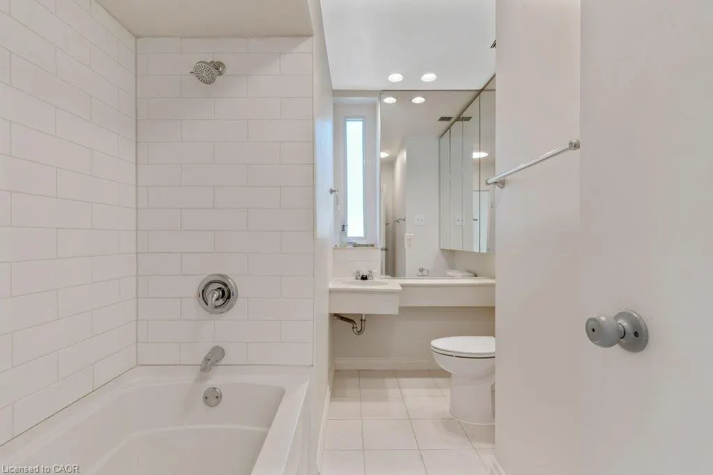 26 Wentworth Avenue #2 S