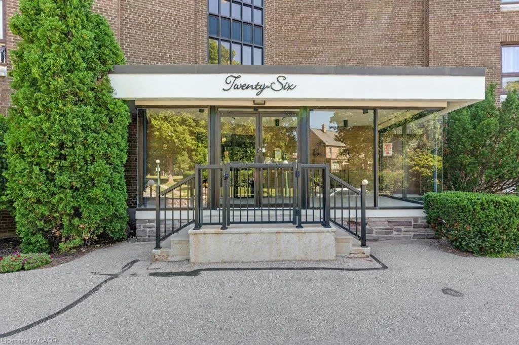 26 Wentworth Avenue #2 S