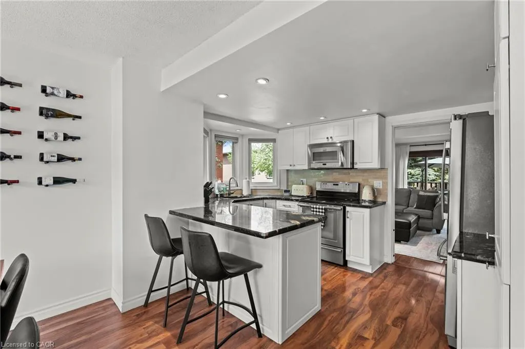 5 Harbour Drive