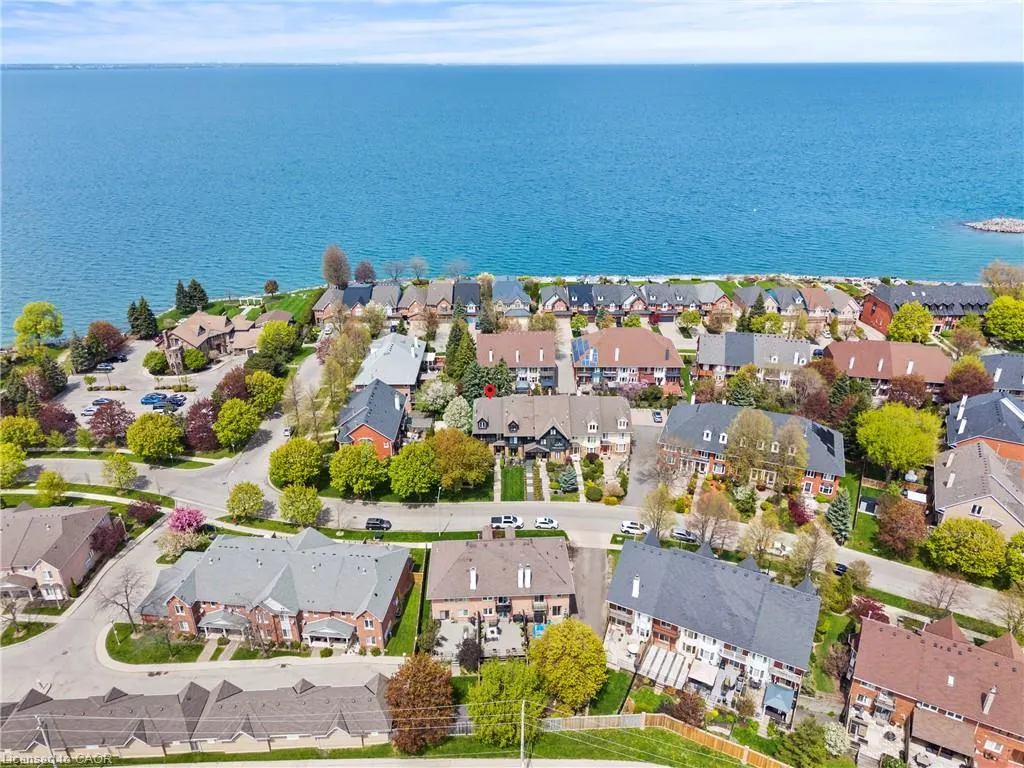 5 Harbour Drive
