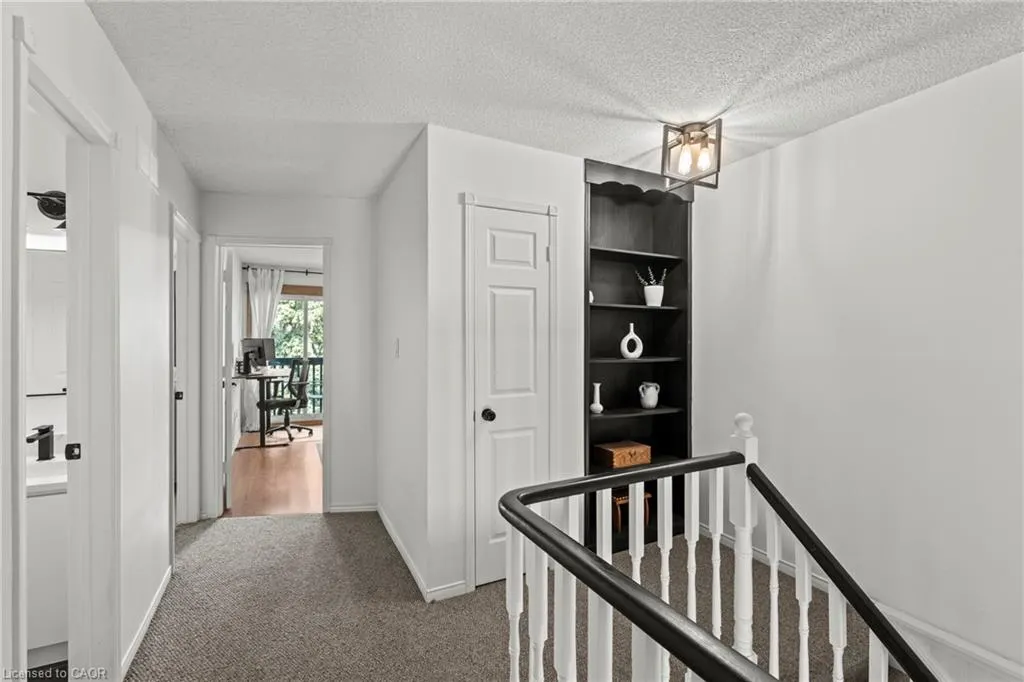 5 Harbour Drive