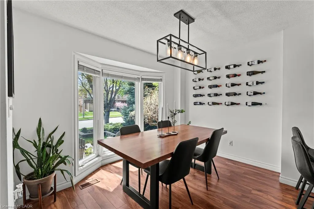 5 Harbour Drive