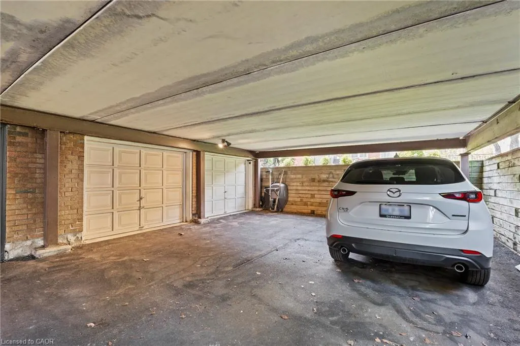 5 Harbour Drive