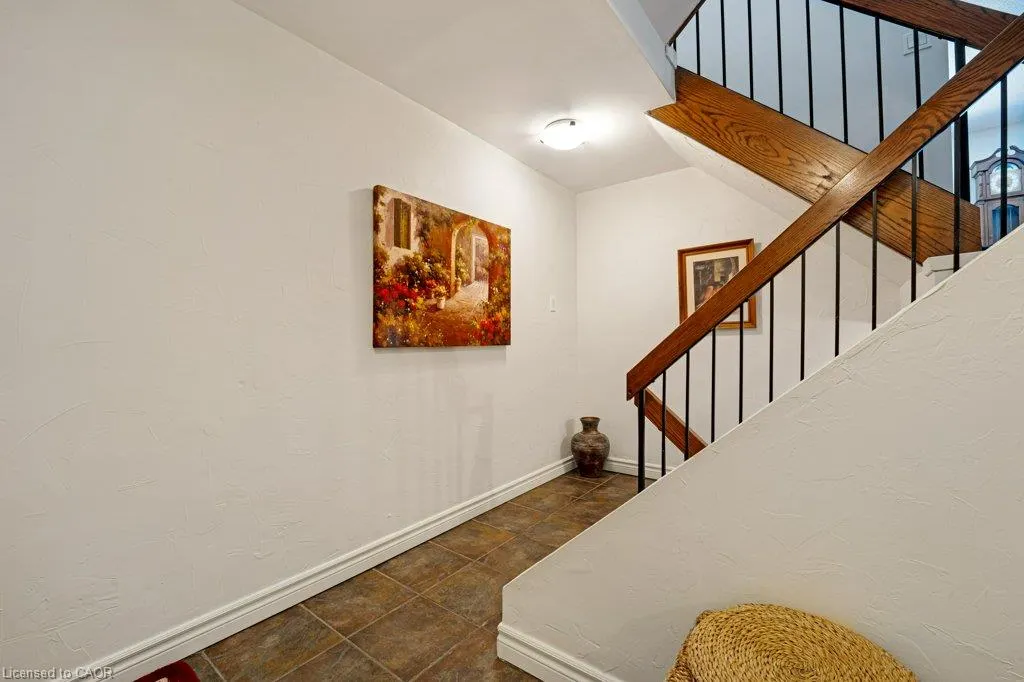 220 Salisbury Avenue #23