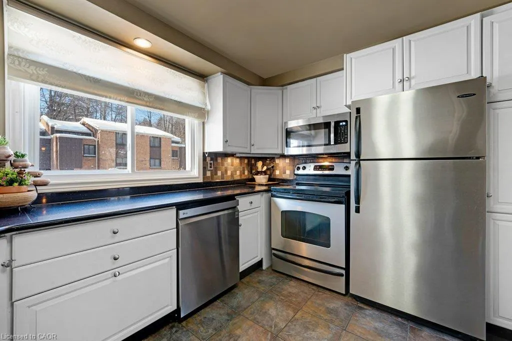 220 Salisbury Avenue #23