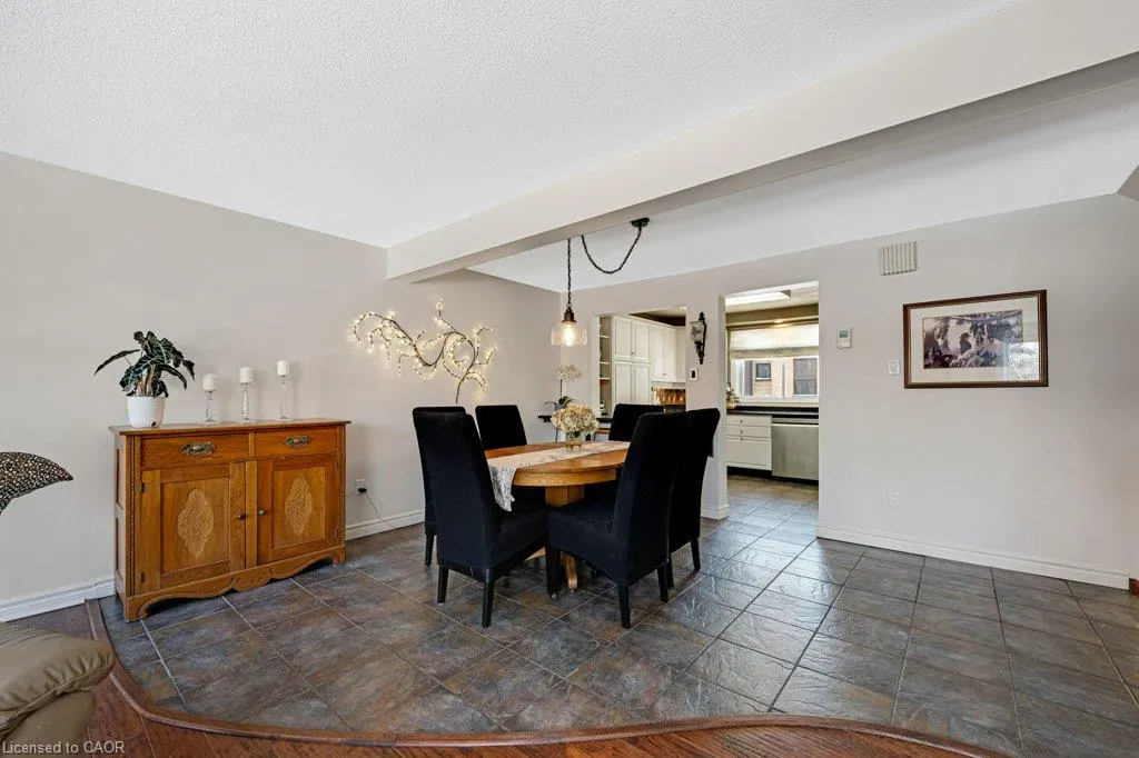 220 Salisbury Avenue #23