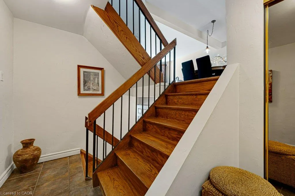 220 Salisbury Avenue #23