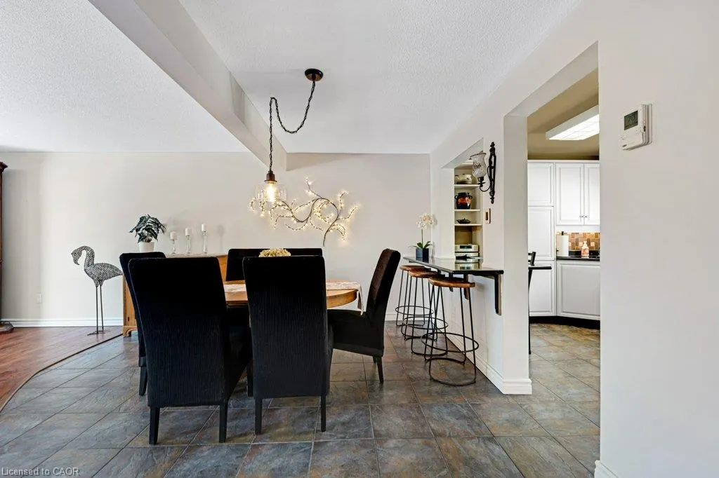 220 Salisbury Avenue #23
