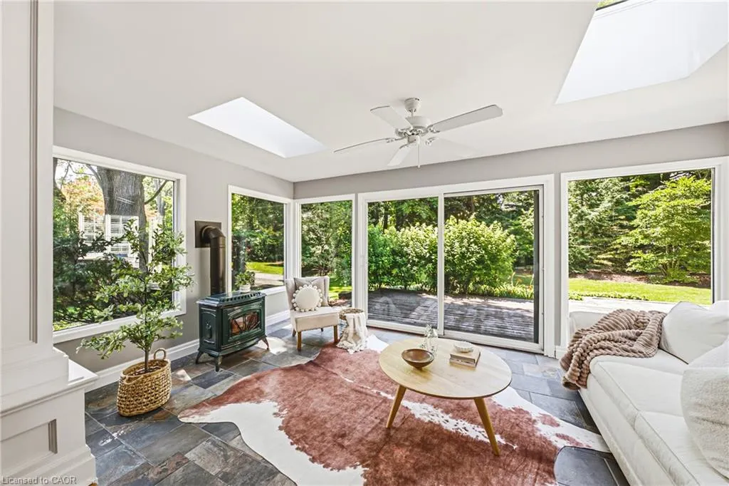 7 Colonial Crescent