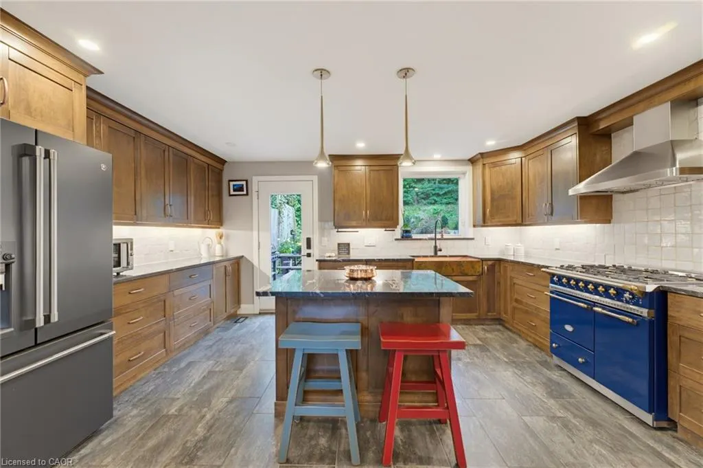 15 First Street S