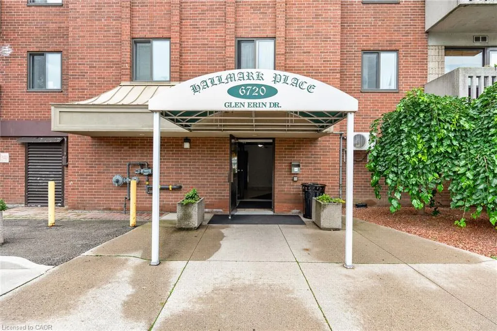 6720 Glen Erin Drive #404