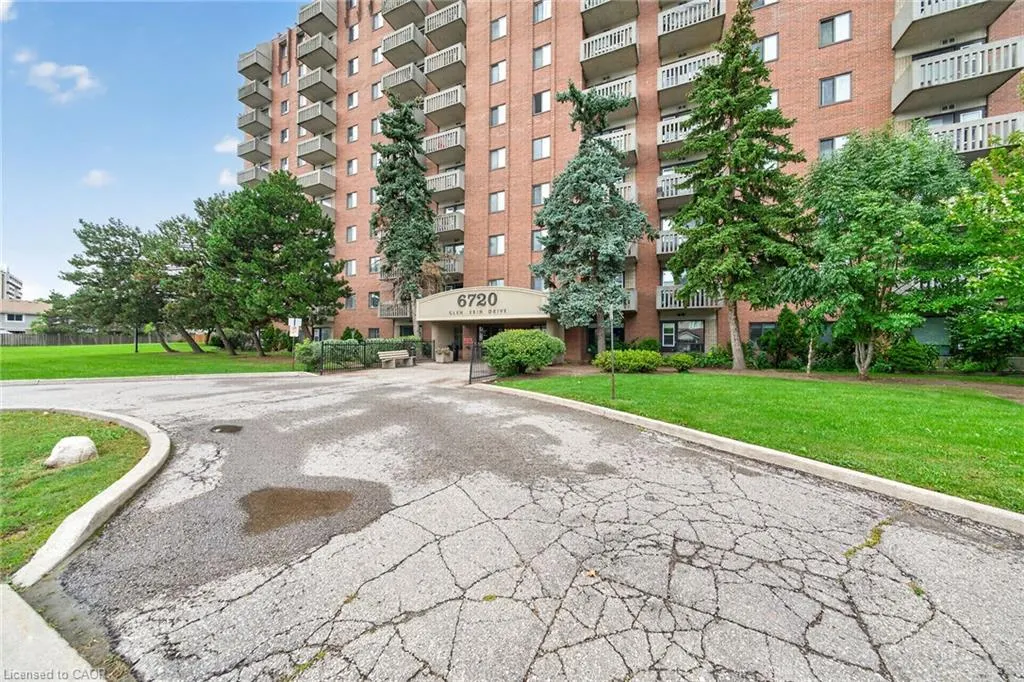 6720 Glen Erin Drive #404