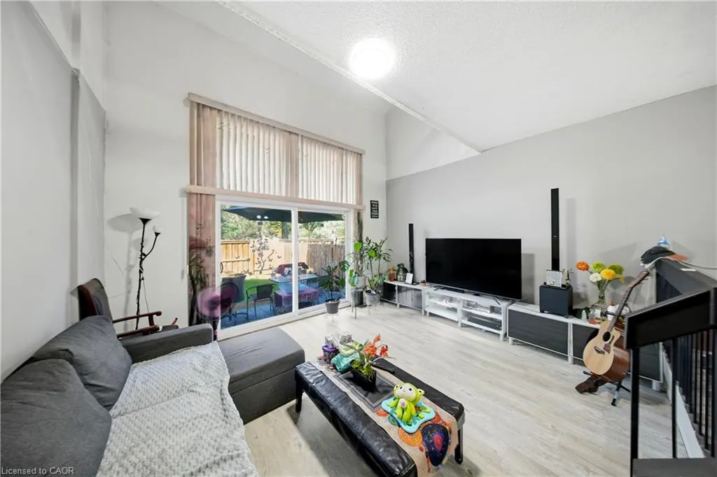 275 Manse Road #8