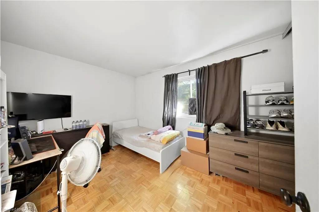 275 Manse Road #8