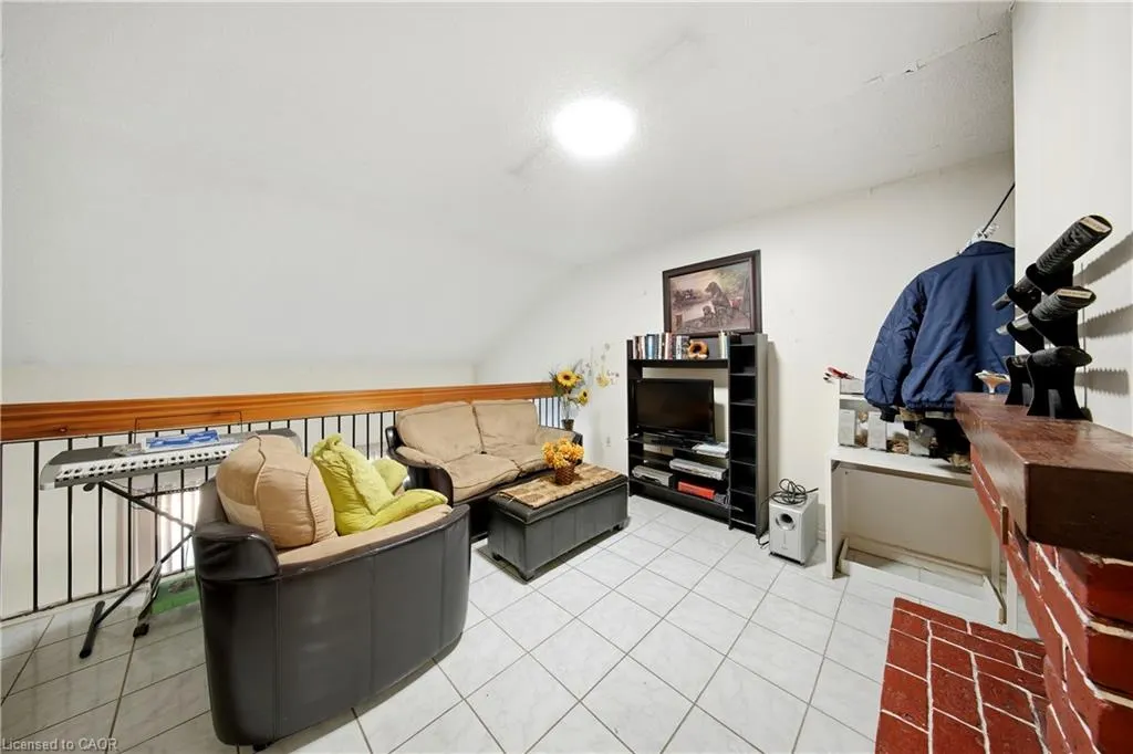275 Manse Road #8