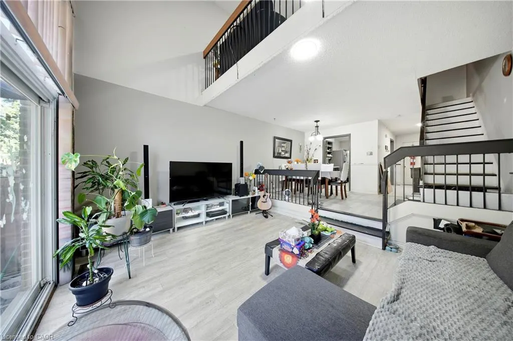 275 Manse Road #8