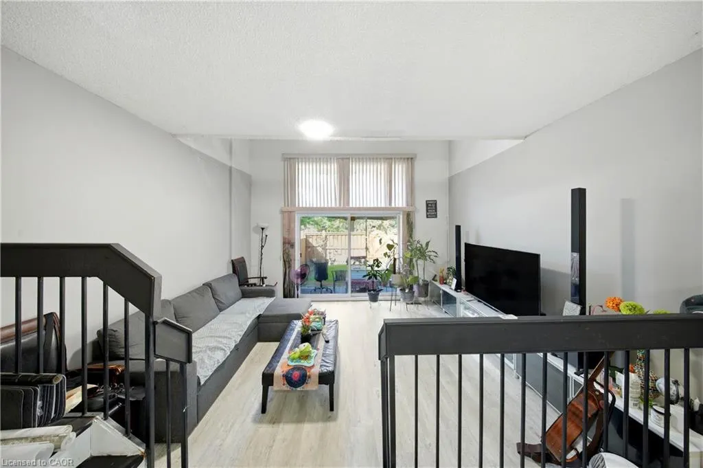 275 Manse Road #8