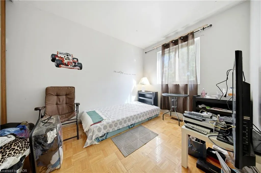 275 Manse Road #8