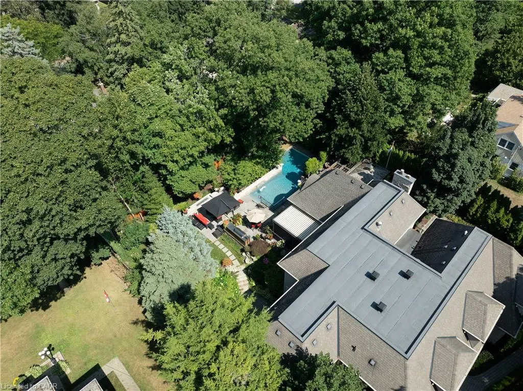 541 Arrowhead Road