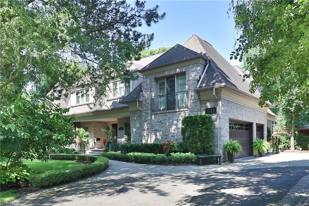 541 Arrowhead Road