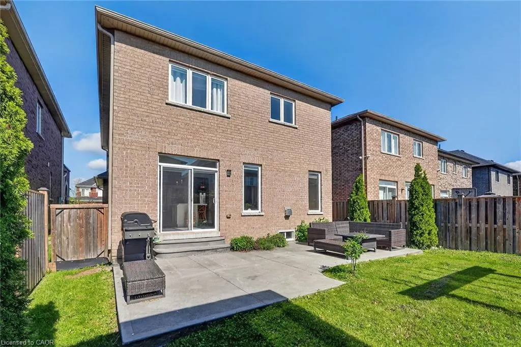 82 Chaumont Drive