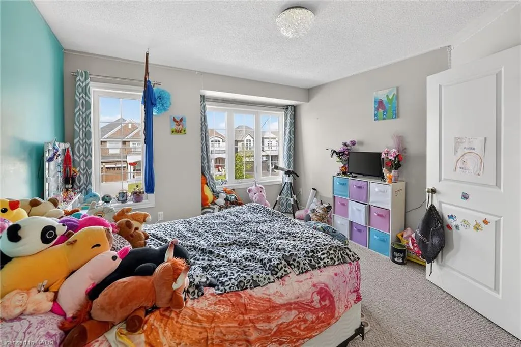 82 Chaumont Drive