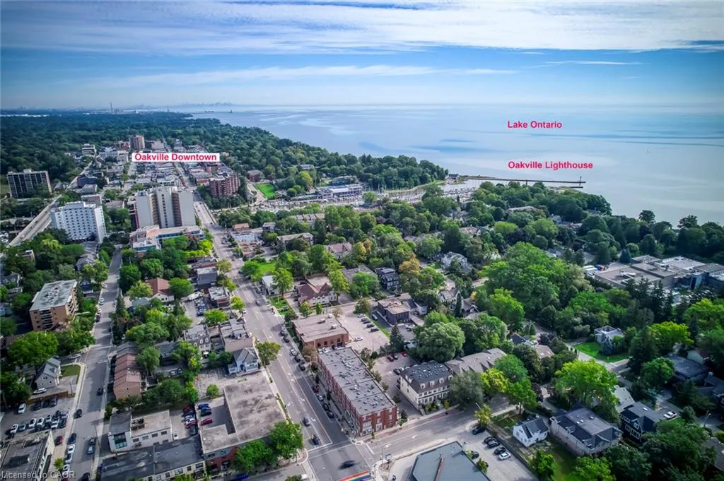 212 Kerr Street #906