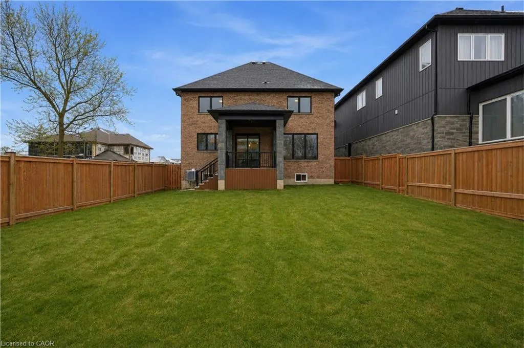 7 Bartlett Avenue