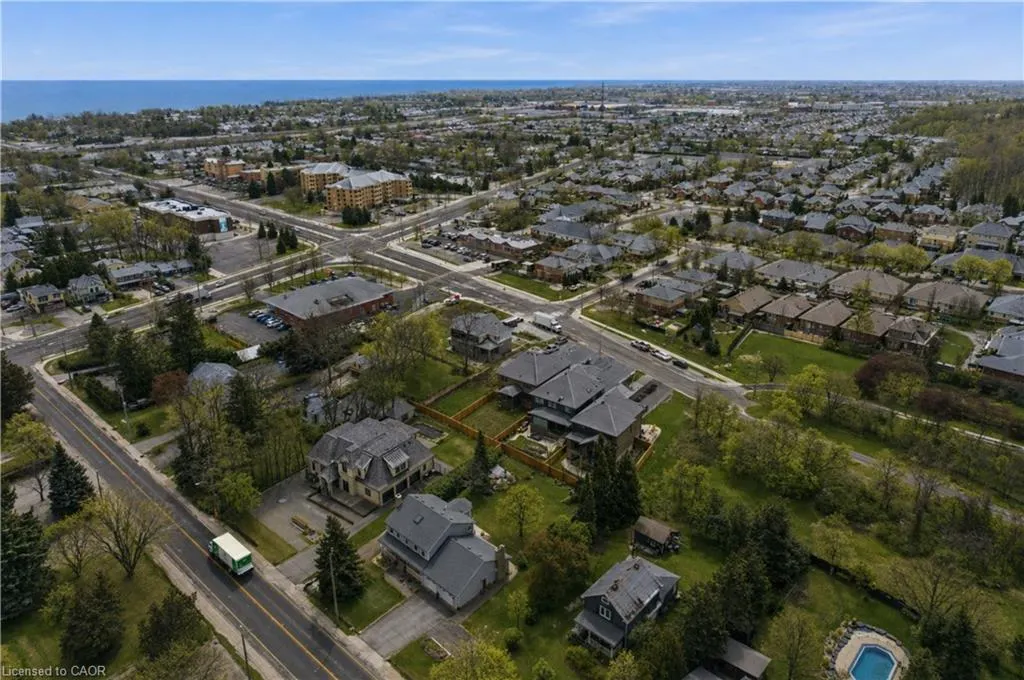 7 Bartlett Avenue