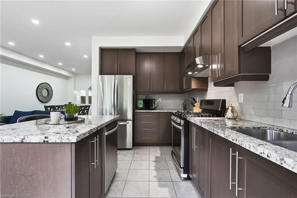 161 Kinsman Drive