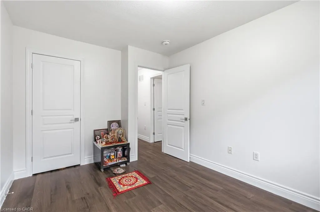 161 Kinsman Drive