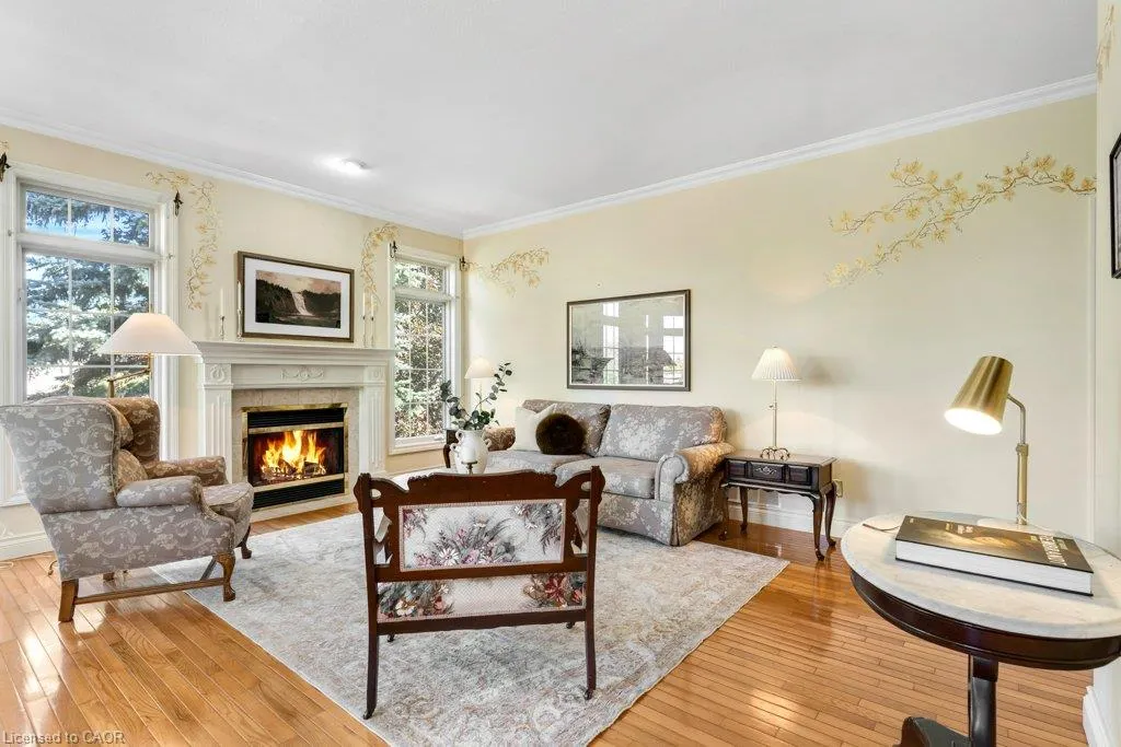 375 George Street N #1