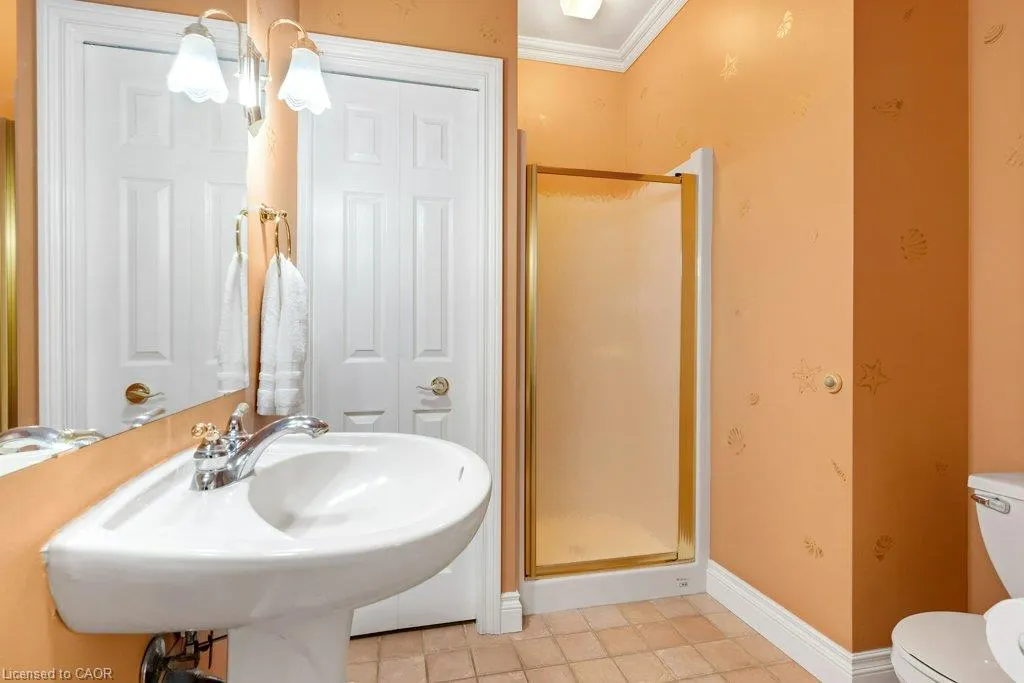 375 George Street N #1