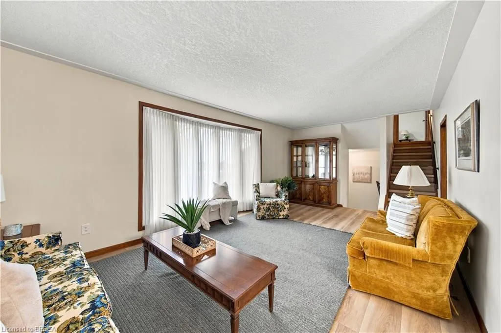 638 Oak Park Road
