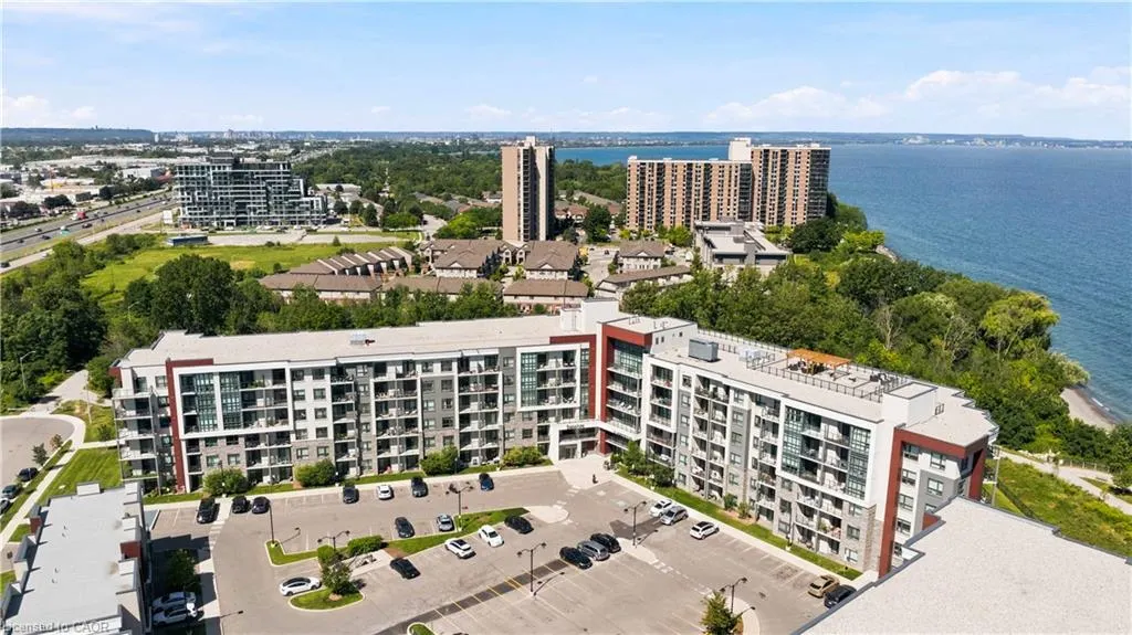 125 Shoreview Place #411