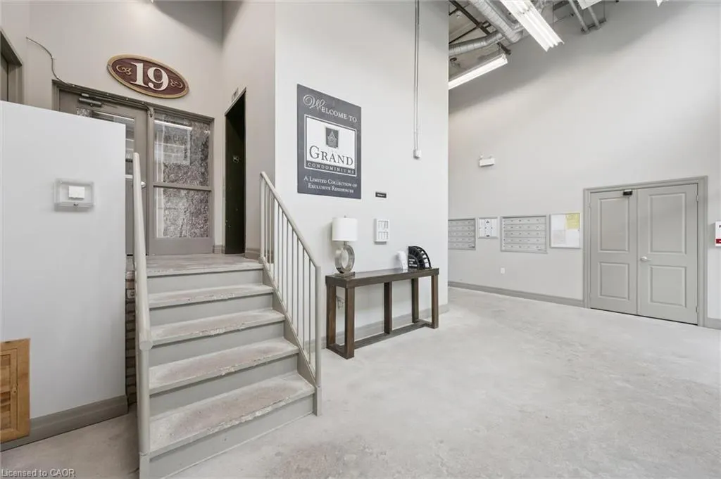 25 Concession Street #204