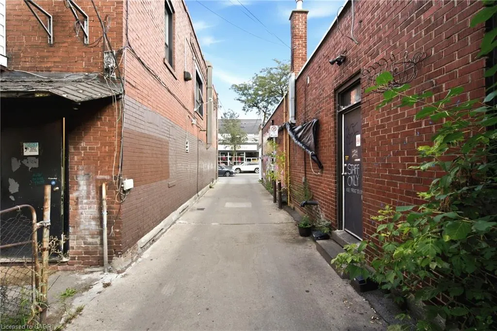 187 Ottawa